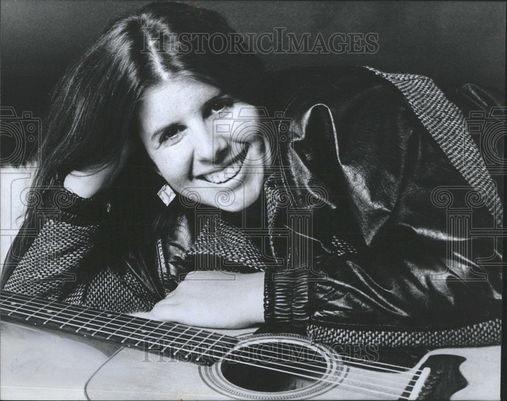 1955 Press Photo Linda Goldstein Chicago Singer Songwriter Dalia Died Accident - Historic Images