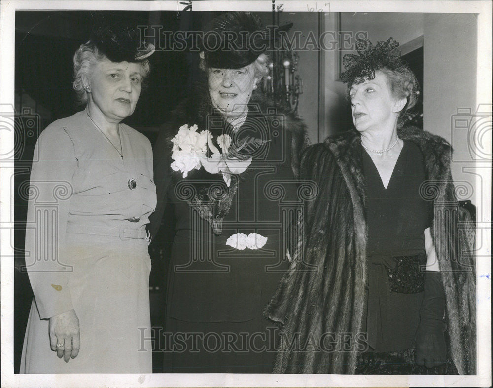 1944 Press Photo Washington Dolly Gann Culberptson William Doak - Historic Images