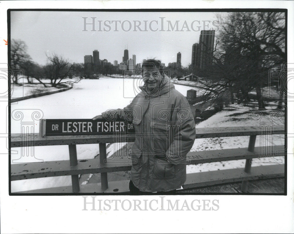 1993 Press Photo Dr. Lester Fisher Has Street Named After Him - Historic Images