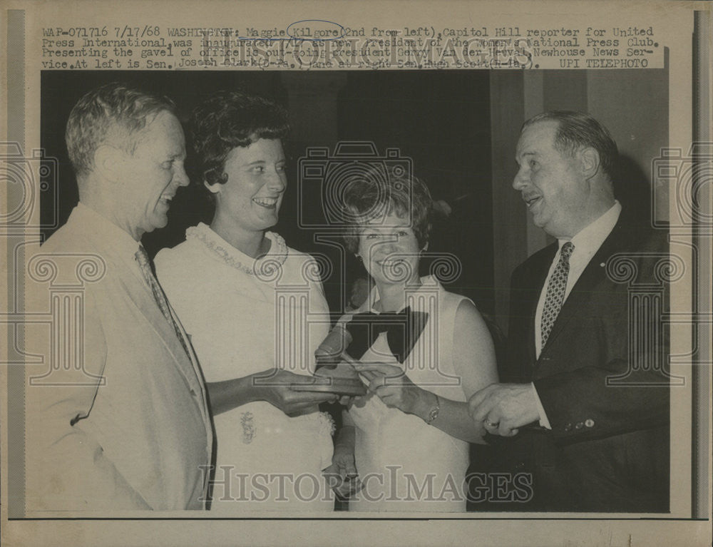 1968 Press Photo Maggie Kilgore Hill Reporter United Press National Club Women - Historic Images