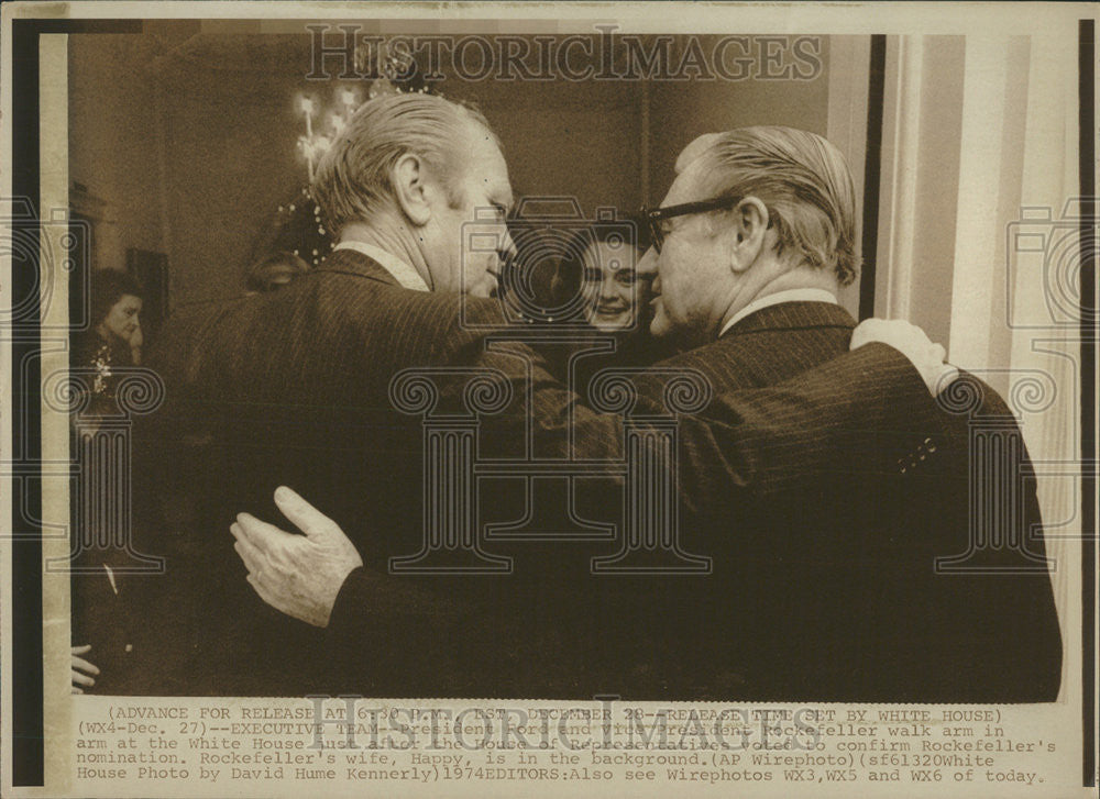 1974 Press Photo Vice President Rockefeller Ford White House Wife Happy Team - Historic Images