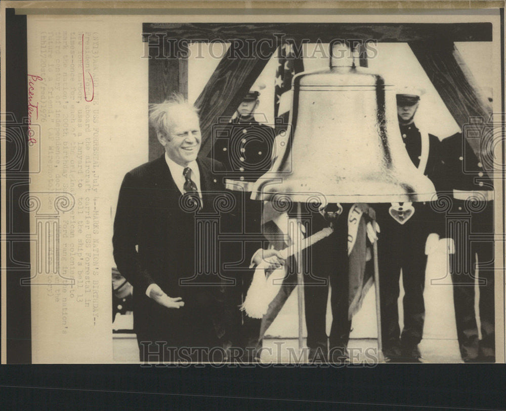 1976 Press Photo Marks Nation Birthday President Ford USS Forrestal Harbor - Historic Images