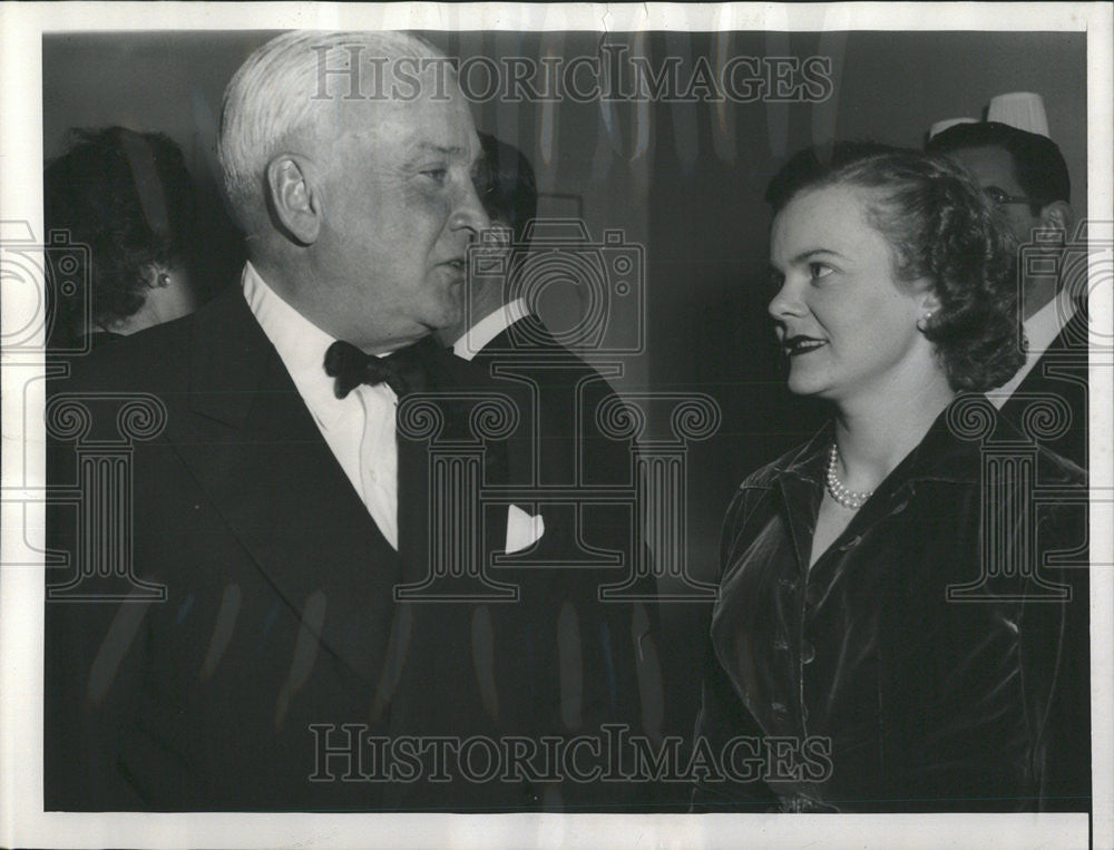 1953 Press Photo New York Award America Regis Hotel Contribution Marshall Field - Historic Images