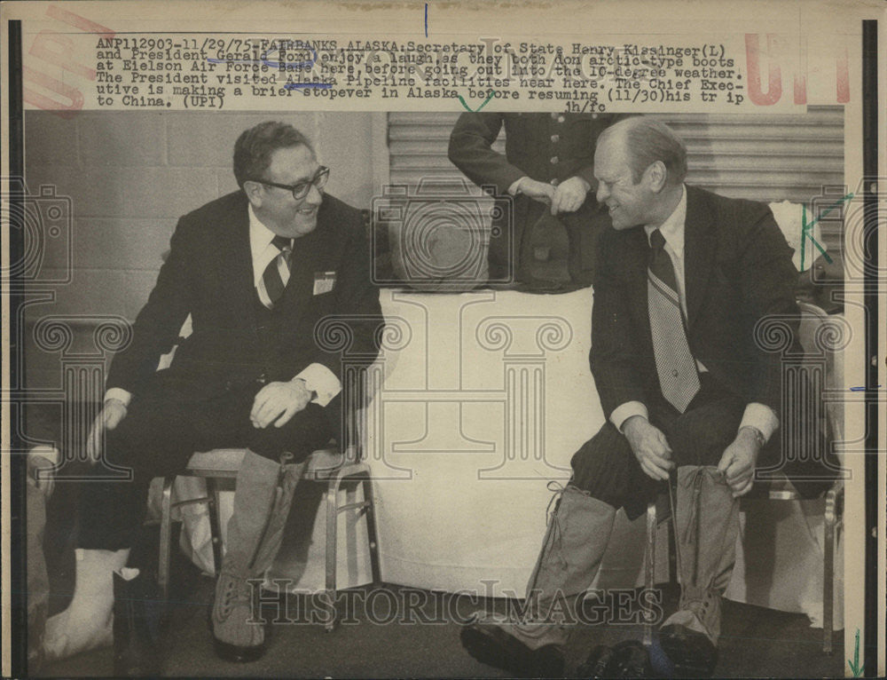 1975 Press Photo Secy Henry Kissinger President Gerald R Ford Politician - Historic Images