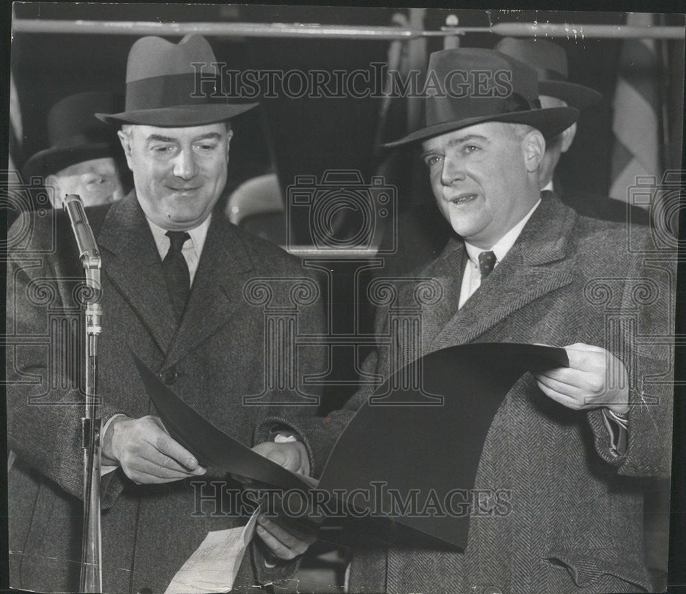 1955 Press Photo Marshall Field Jr Earl Kribben Fort Dearborn Project director - Historic Images