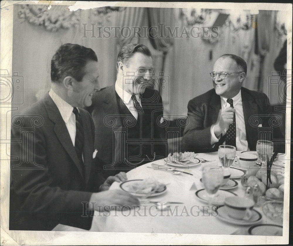 1961 Press Photo Marshell Field Jr. with Gov. Otto Kerner and Gov. Nelson Rockef - Historic Images