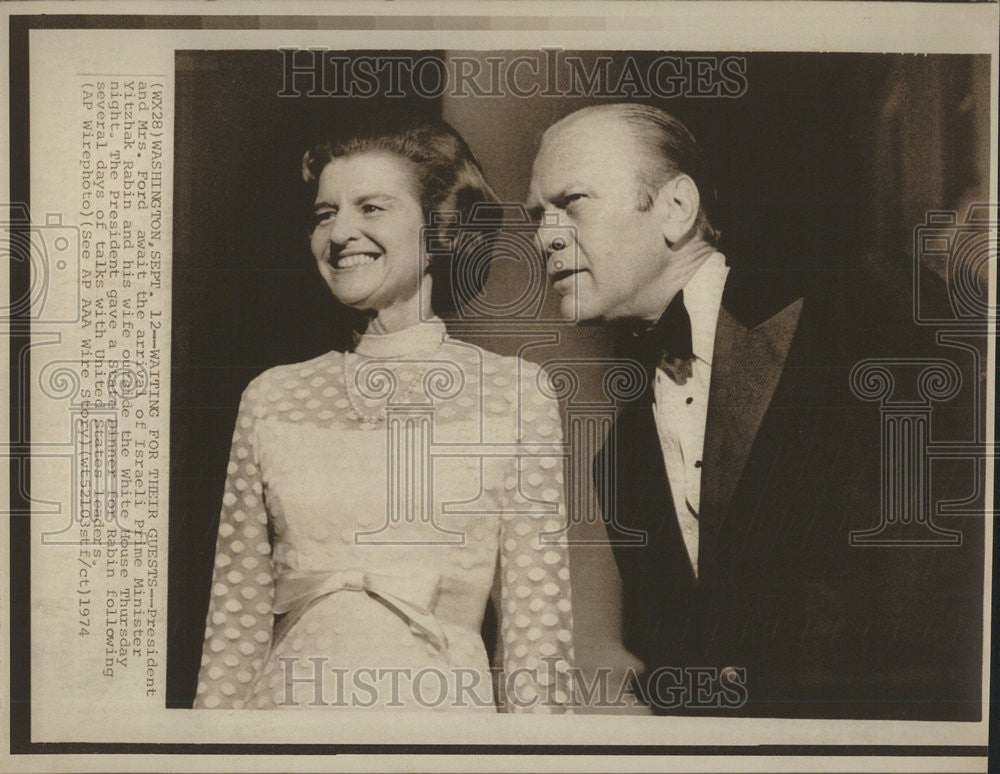 1975 Press Photo President Gerald R Ford White House - Historic Images