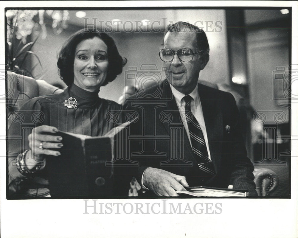 1986 Press Photo Sherry Kelley Glenview Lyric Opera Story Stage Barclay Hotel - Historic Images