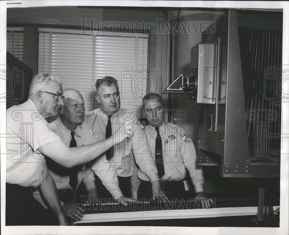 1957 Press Photo Instructor Police Leonard Knudson Walter Murphy Charles Burns - Historic Images