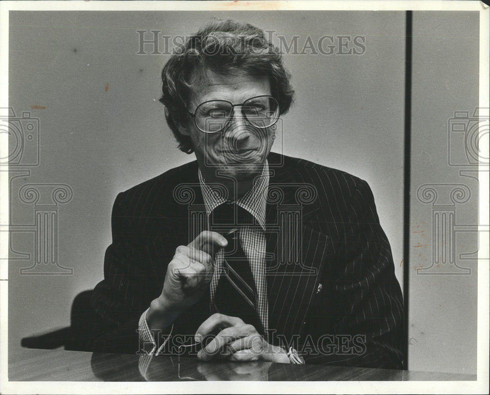 1982 Press Photo Michael Korda Author - Historic Images