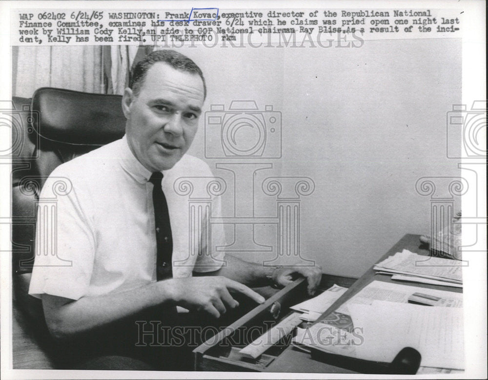 1965 Press Photo Frank Kovac  executive director republican national Finance - Historic Images