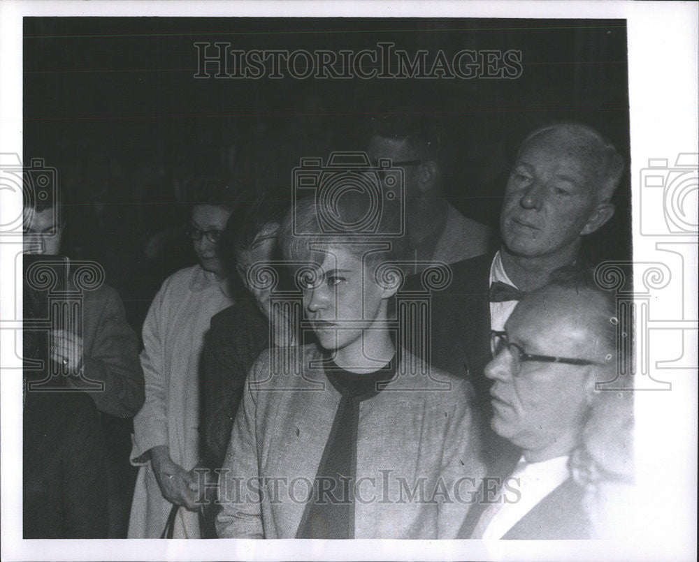 1962 Press Photo Donna Carlson Kouvelis, wife of policeman Gregory Kouvelis - Historic Images