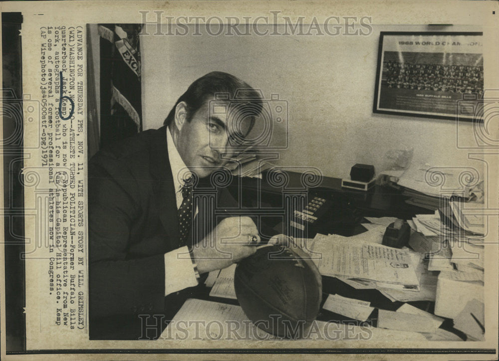 1971 Press Photo Former Buffalo Bills Jack Kamp Republican Representative Athlet - Historic Images