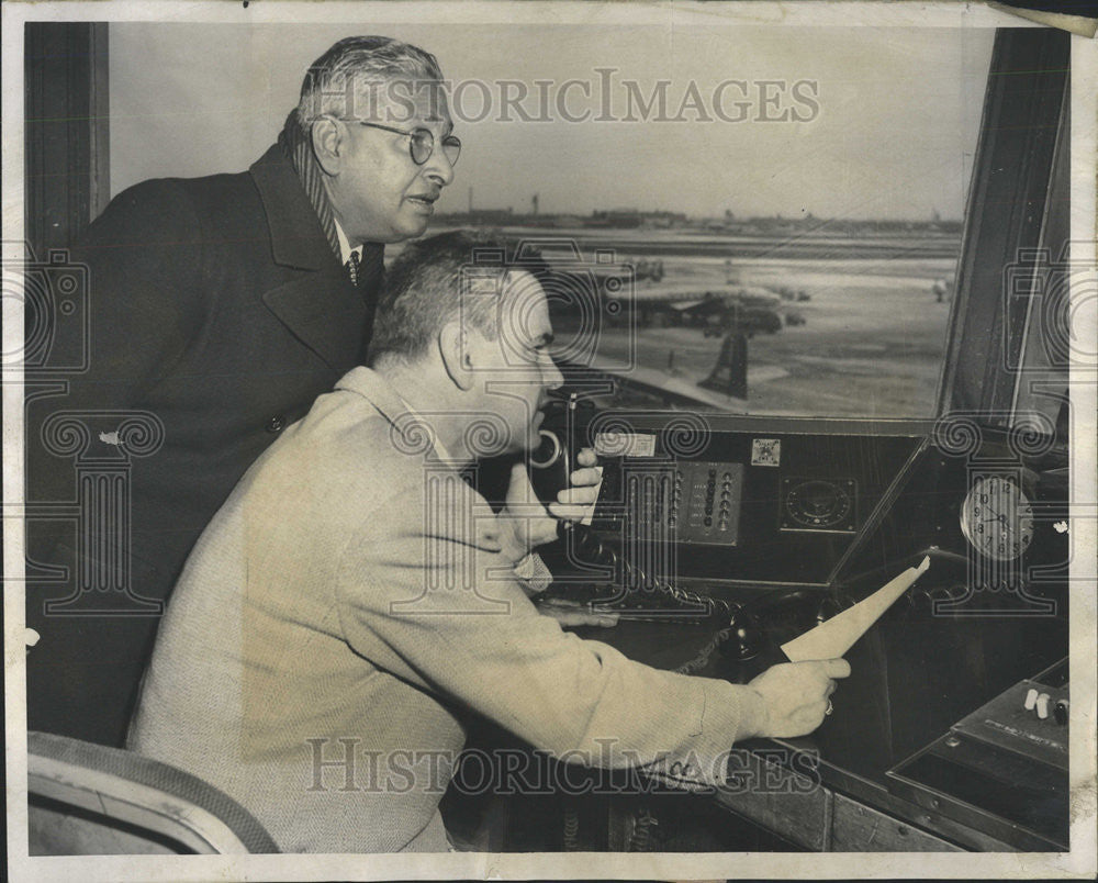 1954 Press Photo Prime Minister Ceylon Sir John Kotelawala Central Tower Roger - Historic Images