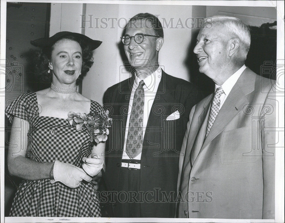 1952 Press Photo Presidential Hopeful Sen Kefanver Nancy Chat Chicago Mayor - Historic Images