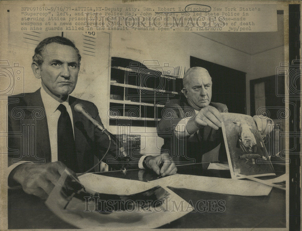 1971 Press Photo Deputy Atty. Gen Robert E Fisher - Historic Images