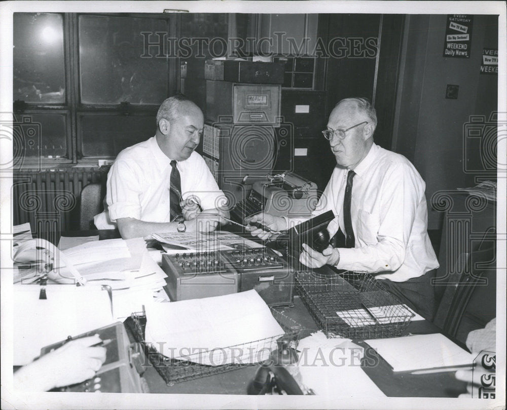 1960 Press Photo Ritz Fisher George Gerchen telephone company. - Historic Images