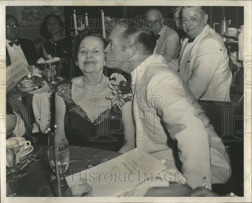 1958 Press Photo Mrs. Richard Finnegan Chicago Socialite - Historic Images