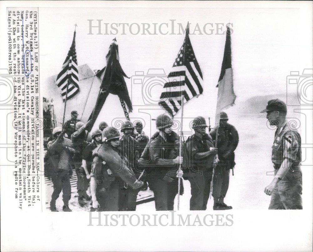 1965 Press Photo Bridge Major General Harry Kinnard Cavalry Division paraded - Historic Images