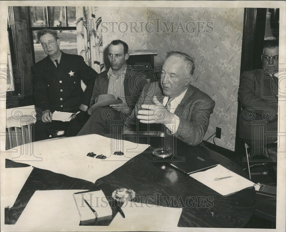 1956 Press Photo Edward Kinsella officials - Historic Images
