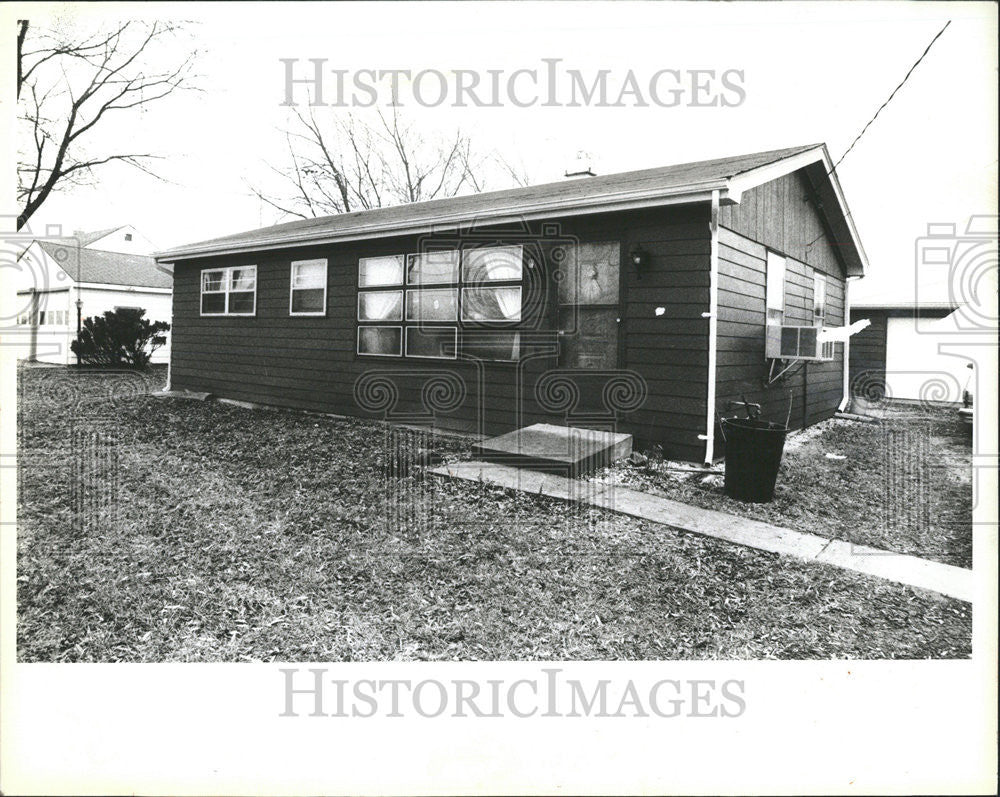 1984 Press Photo Michael Tina DesForges parents missing boy Family Home Crete - Historic Images