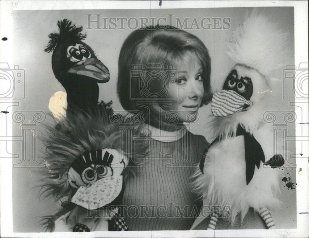 1975 Press Photo Shari Lewis children programming British Broadcasting European - Historic Images