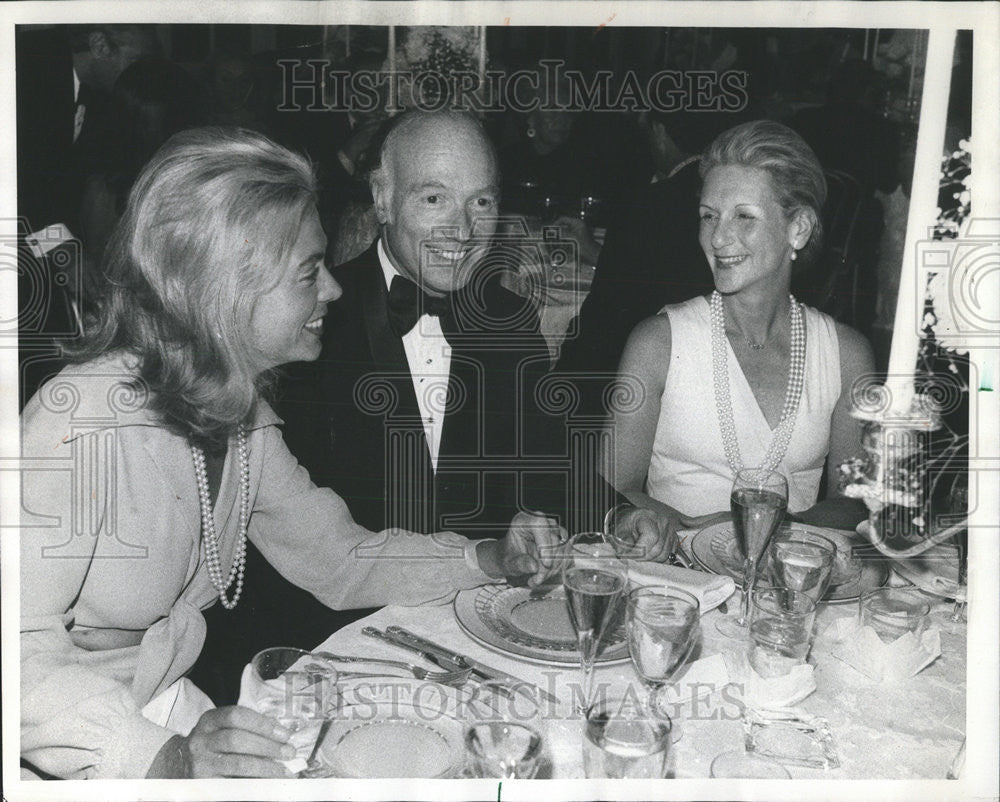 1975 Press Photo Perry Lewis William Ross John Zeisler Christina Kemper Stanley - Historic Images