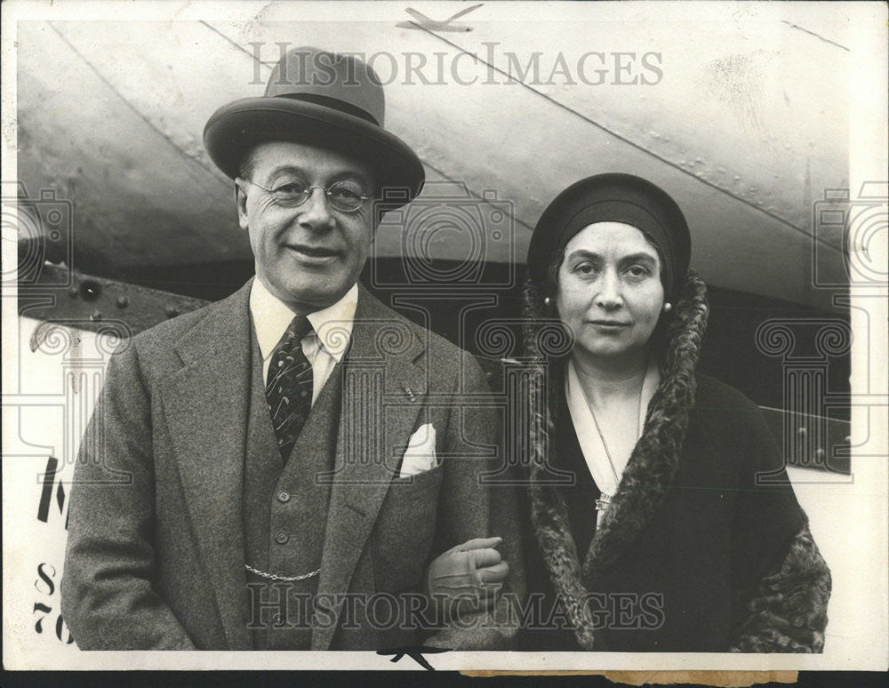 1930 Press Photo Financial Adviser Charles S. Dewey & Mrs Dewey - Historic Images