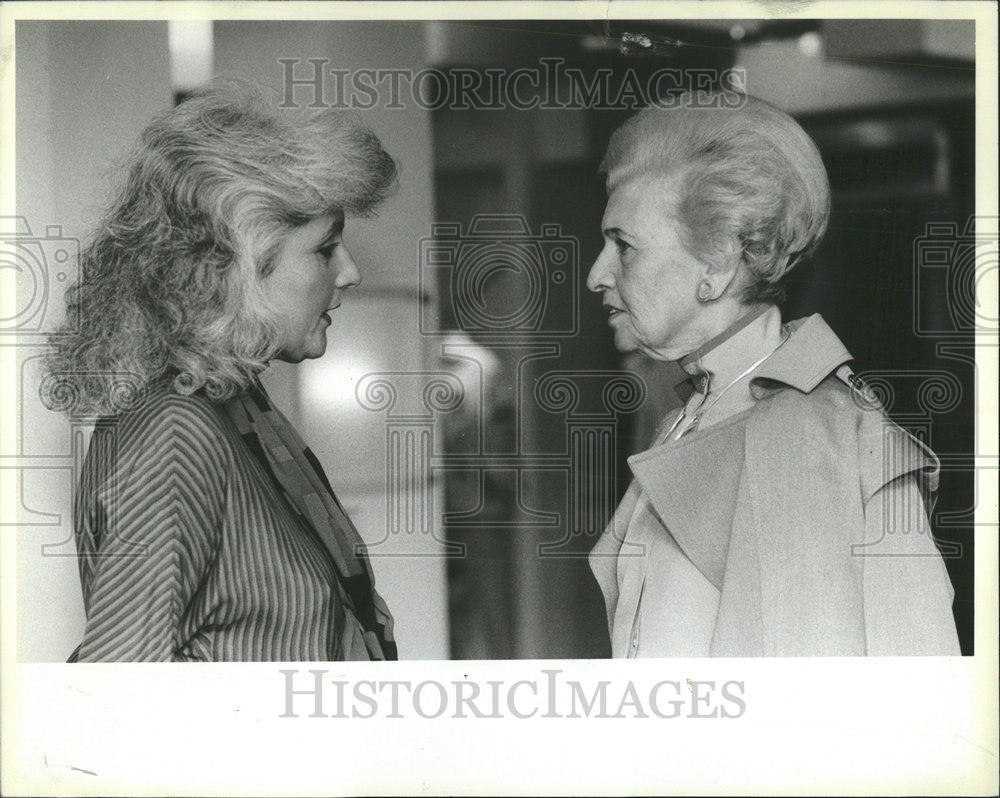 1984 Press Photo Margie Korshak and Margies Mother &quot;Dream Girls&quot; - Historic Images