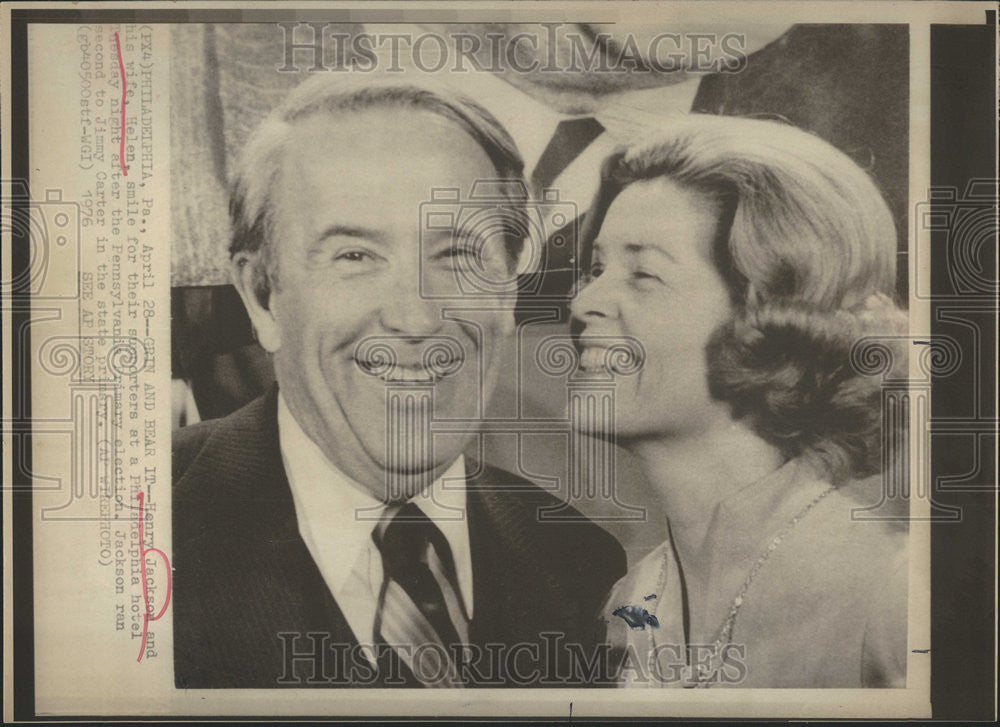 1976 Press Photo Senator Henry Jackson and his wife Helen - Historic Images