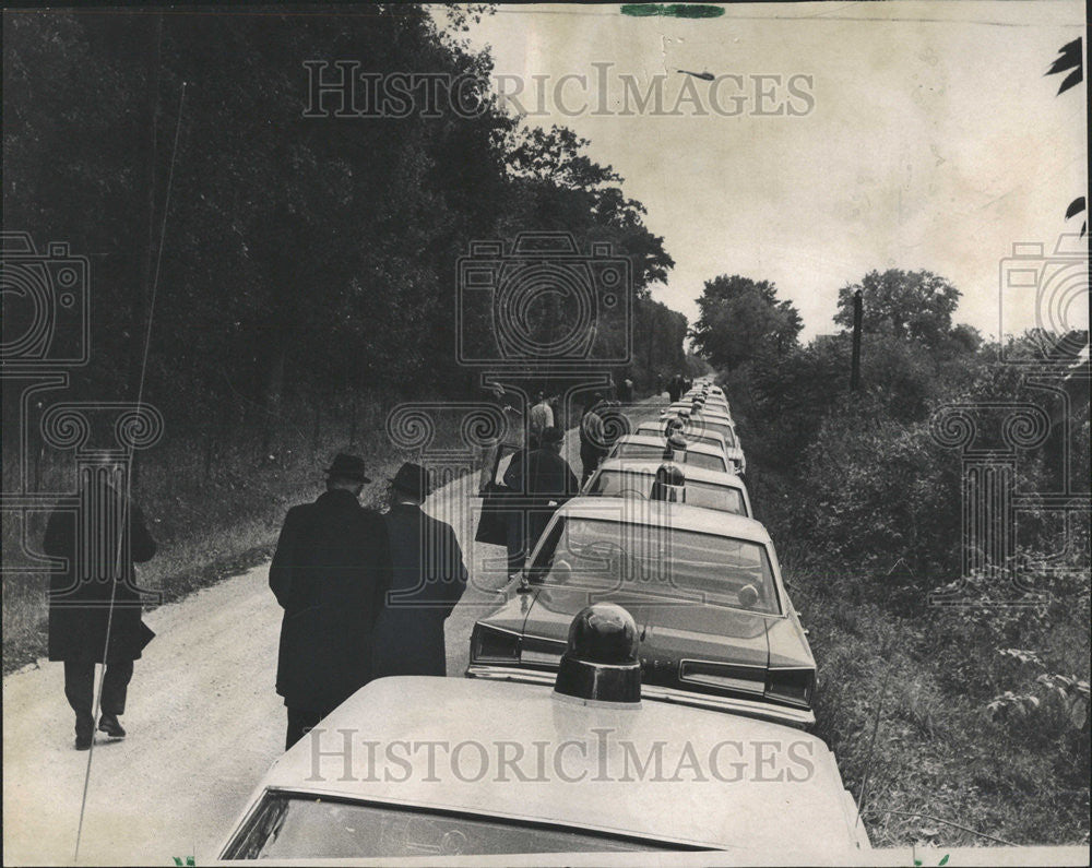 1967 Press Photo Arthur Jame Lewis Indiana Manhunt Armed Murder Indiana Police - Historic Images