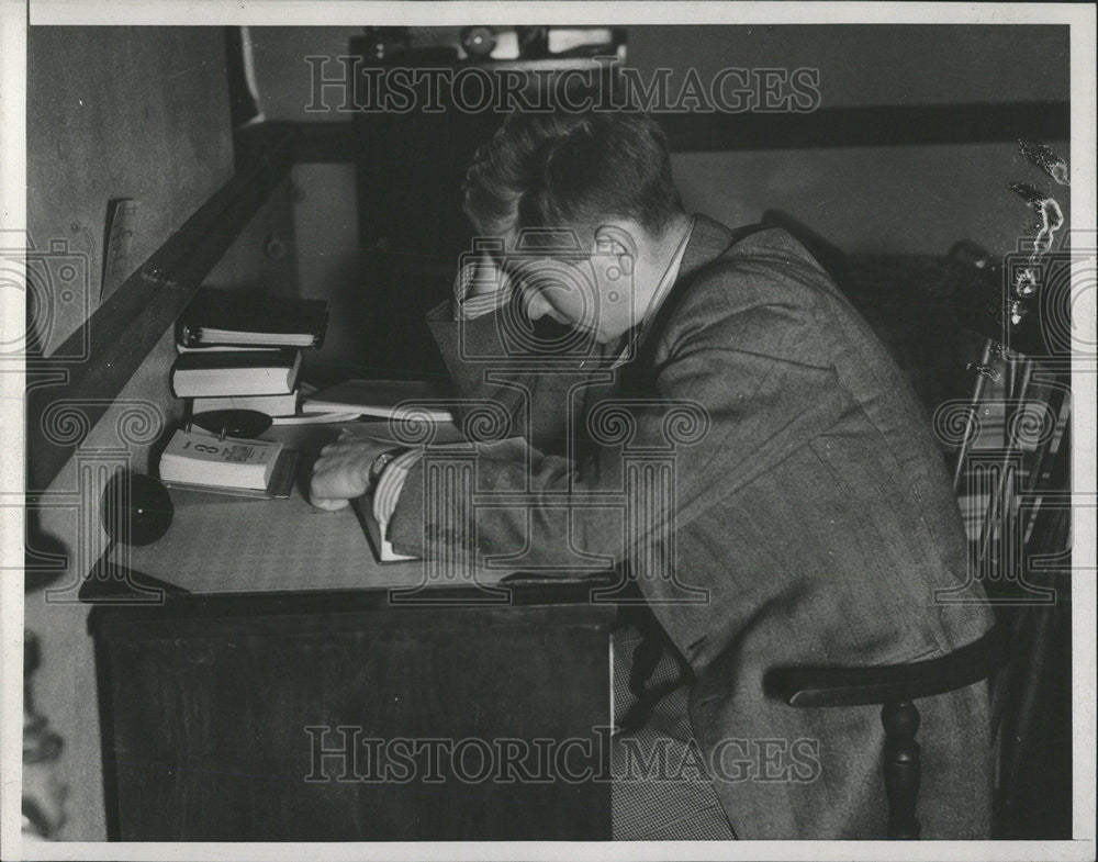 1937 Press Photo Princeton Student John Lewis Chairman Industrial Organization - Historic Images