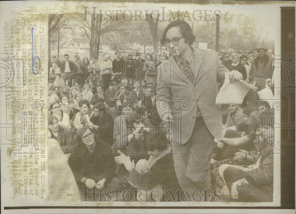 1970 Press Photo Howard Levy Coffeehouse Columbia Jackson Rally Protesting - Historic Images