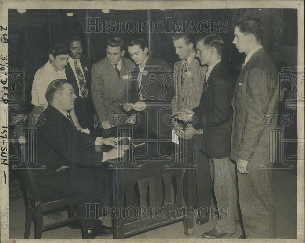 1946 Press Photo Judge Lewe President Presbyterian Church Berwyn David Harry - Historic Images