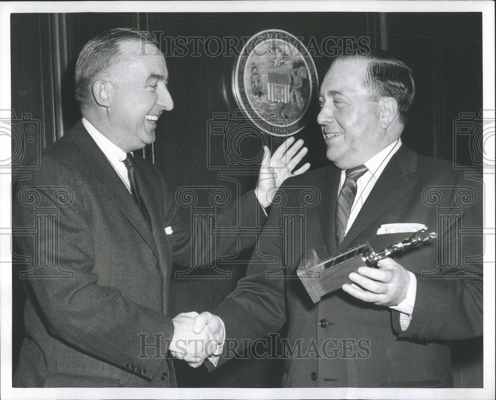 1958 Press Photo Mayor Daley jack Leonard Chicago Manager Illustrated Literal - Historic Images