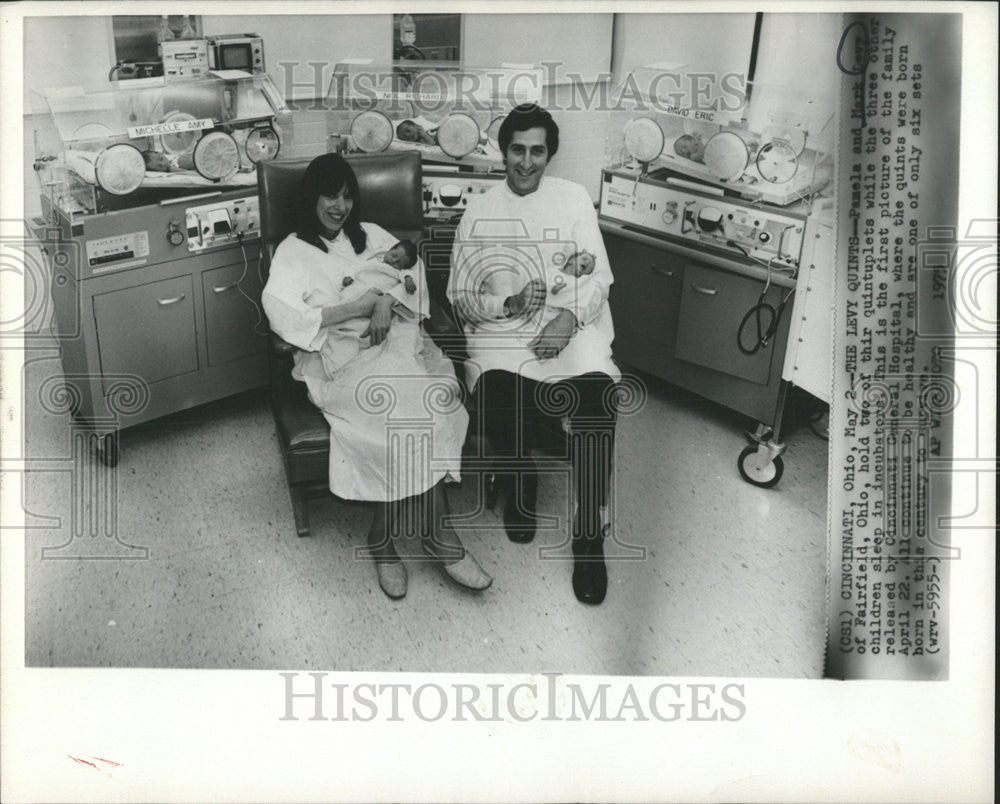 1975 Press Photo Pamela Marlin Fairfield Ohio Quintuplets Levy Hospital - Historic Images