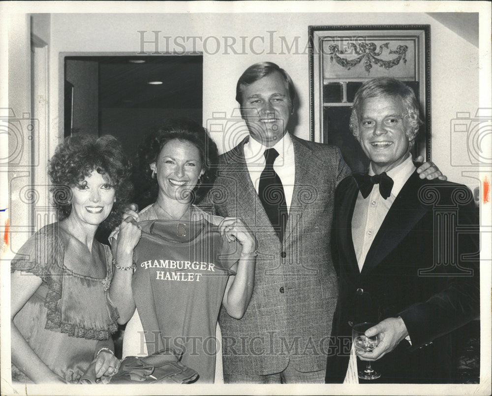 1977 Press Photo Marilyn Lewis and Harry Lewis radio artist - Historic Images