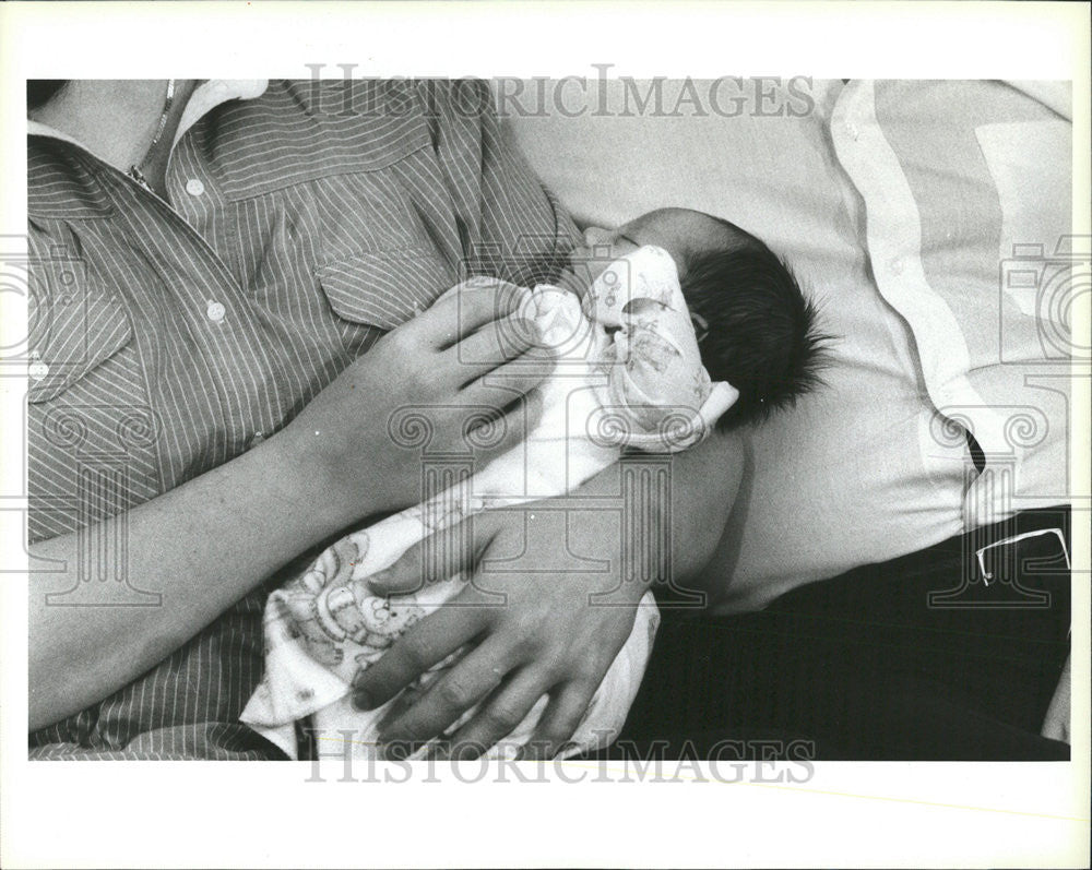 1983 Press Photo Patricia Duda Robert Duda Danielle Marie Duda Test Tube Babies - Historic Images