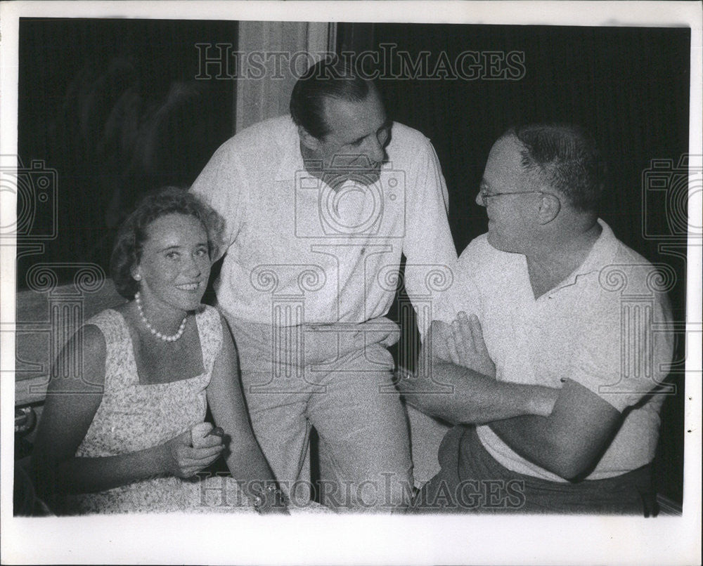 1959 Press Photo Mrs &amp; Mrs. Marshall Field Jr, Hank Greensberg - Historic Images