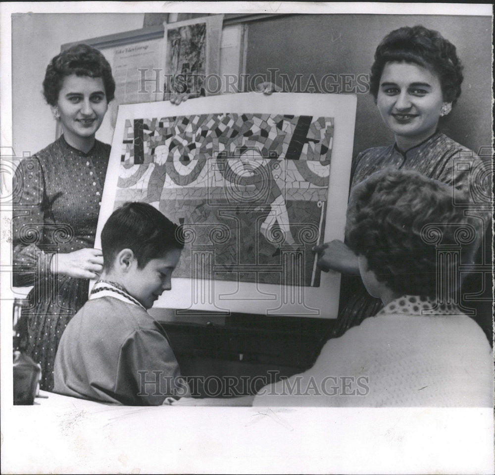 1960 Press Photo Twin Duch Sisters Constance Teresa - Historic Images