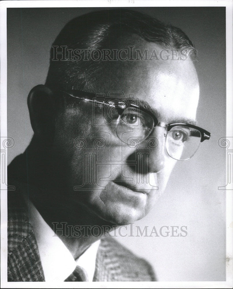 1964 Press Photo Dr. Neil A. Kingston, President Chicago Dental Society - Historic Images