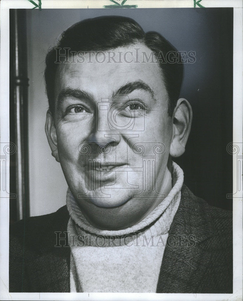 19709 Press Photo Peter Dews English Stage Director - Historic Images