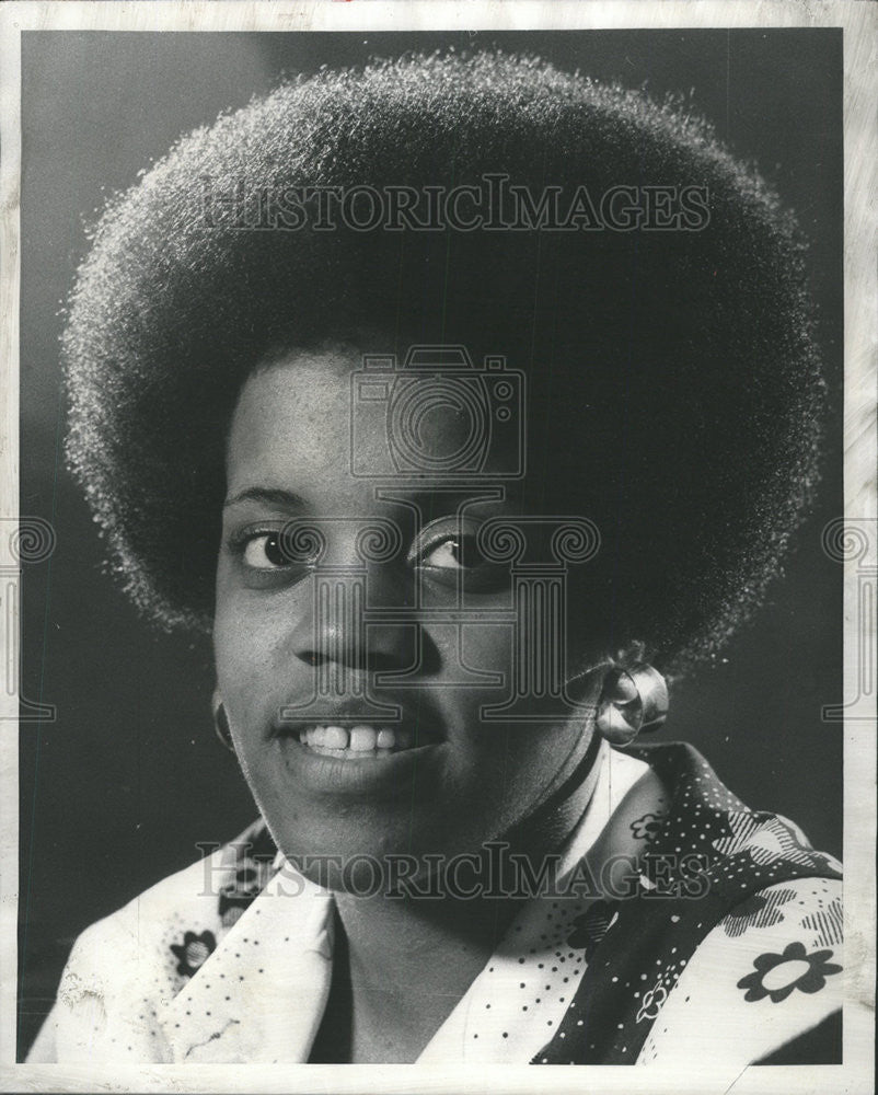 1976 Press Photo Sharron Kornegay Chicago Sun Times Employee - Historic Images