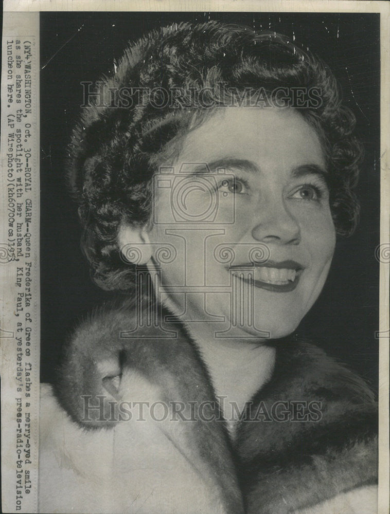 1953 Press Photo Queen Frederikn of Green Flashes a Merry Eyed Smile - Historic Images