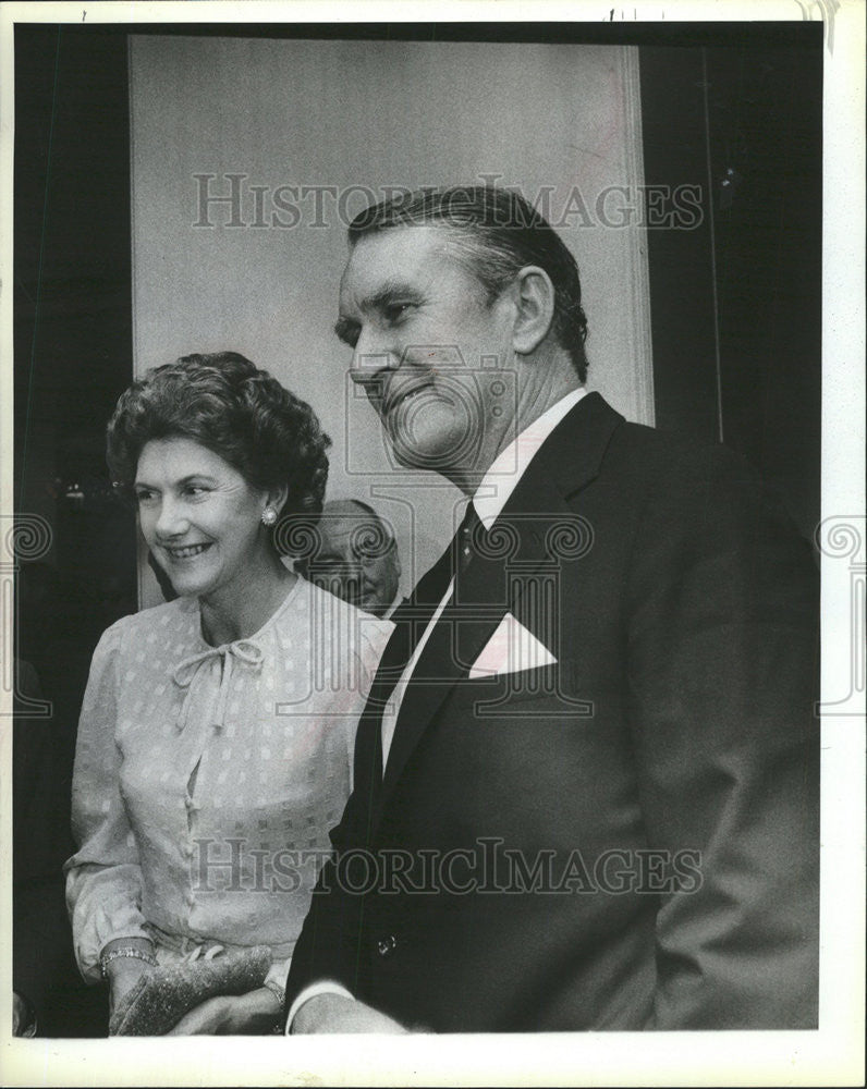 1981 Press Photo Prime Minister Malcolm Fraser Tamara Continental Plaza - Historic Images