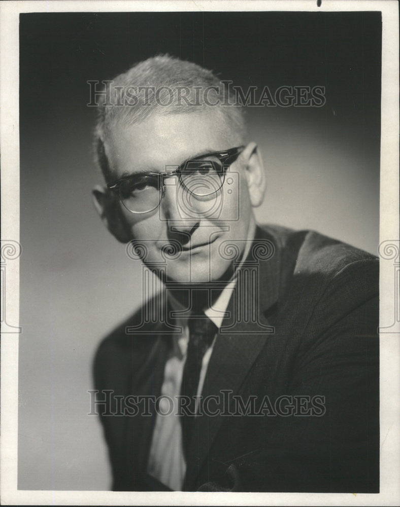 1968 Press Photo Reuven Frank President NBC News - Historic Images