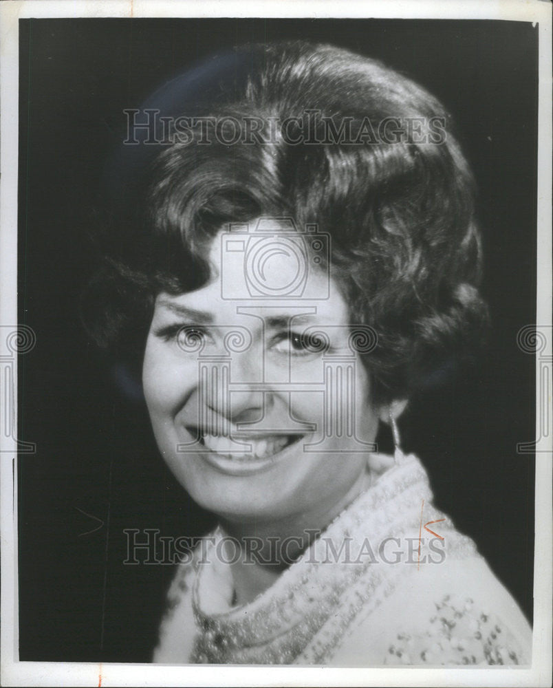 1975 Press Photo Jeanne Diamond  Cantor of Congregation - Historic Images