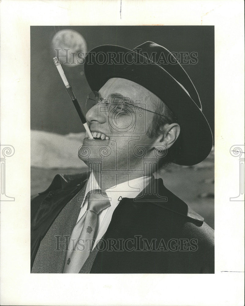 1977 Press Photo Dennis Franz Stars In The Sirens Of Titan - Historic Images