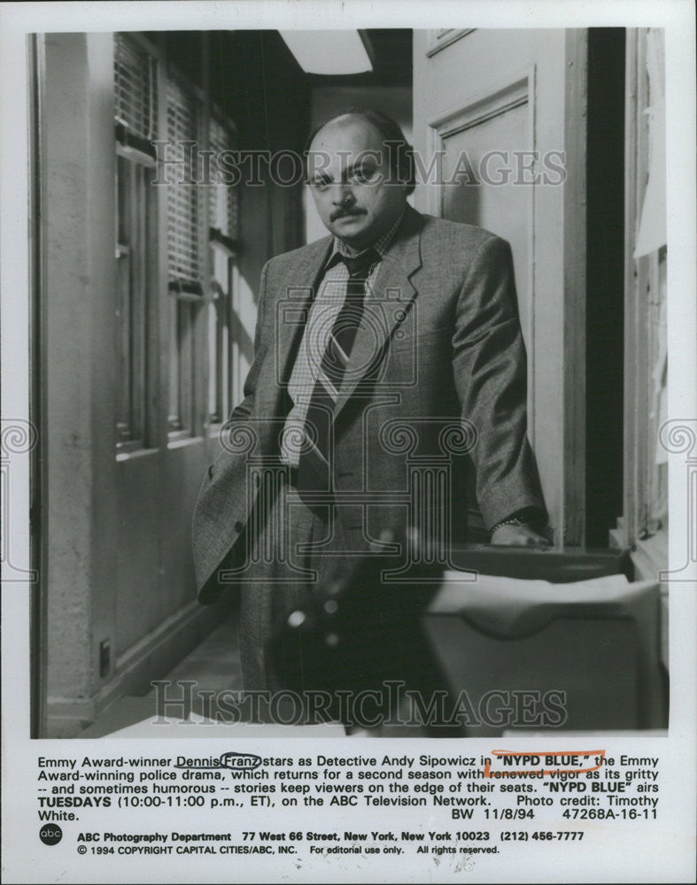 1994 Press Photo Emmy Award-winner Dennis Franz stars as Detective Andy Sipowicz - Historic Images