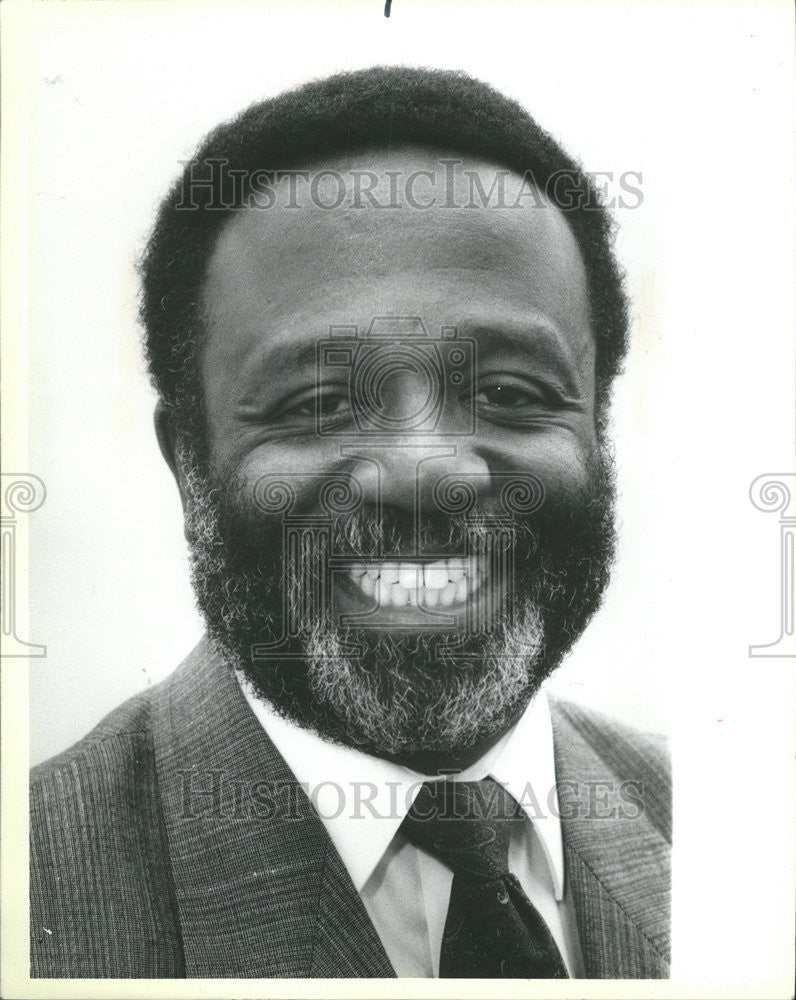 1988 Press Photo Erwin France Chicago Mayoral Administration Worker - Historic Images